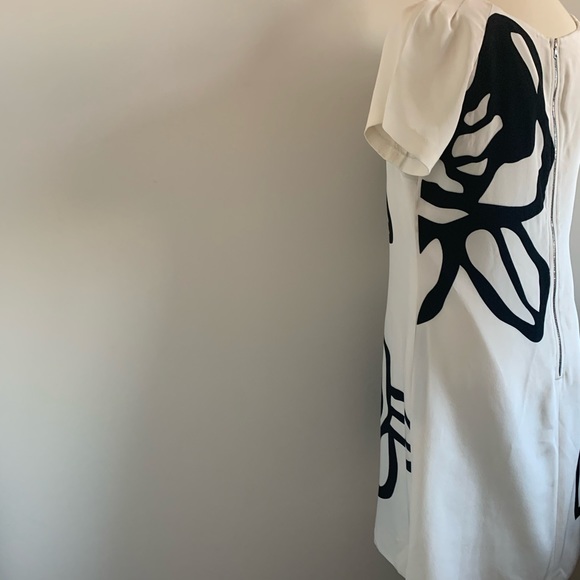 Phoebe couture white silk shift dress, size 12 - Picture 3 of 8